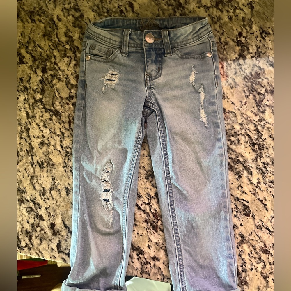 Justice cropped jeans size 6 slim.